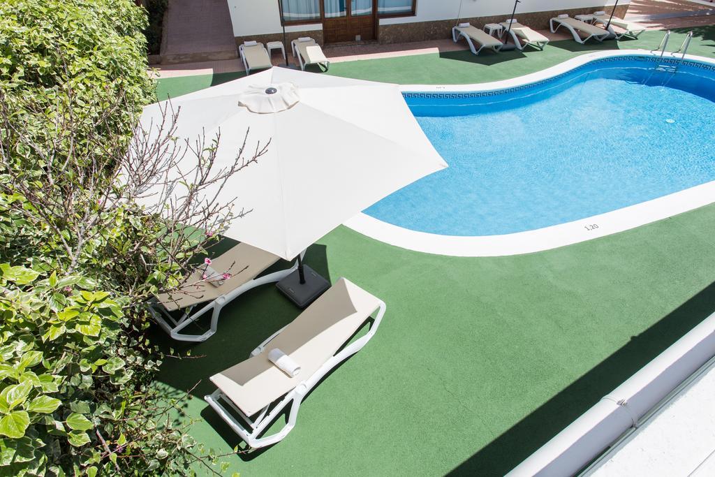 Apartamentos Sofia Es Canar  Bagian luar foto