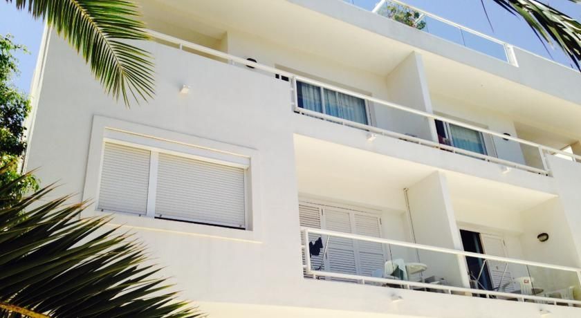 Apartamentos Sofia Es Canar  Bagian luar foto